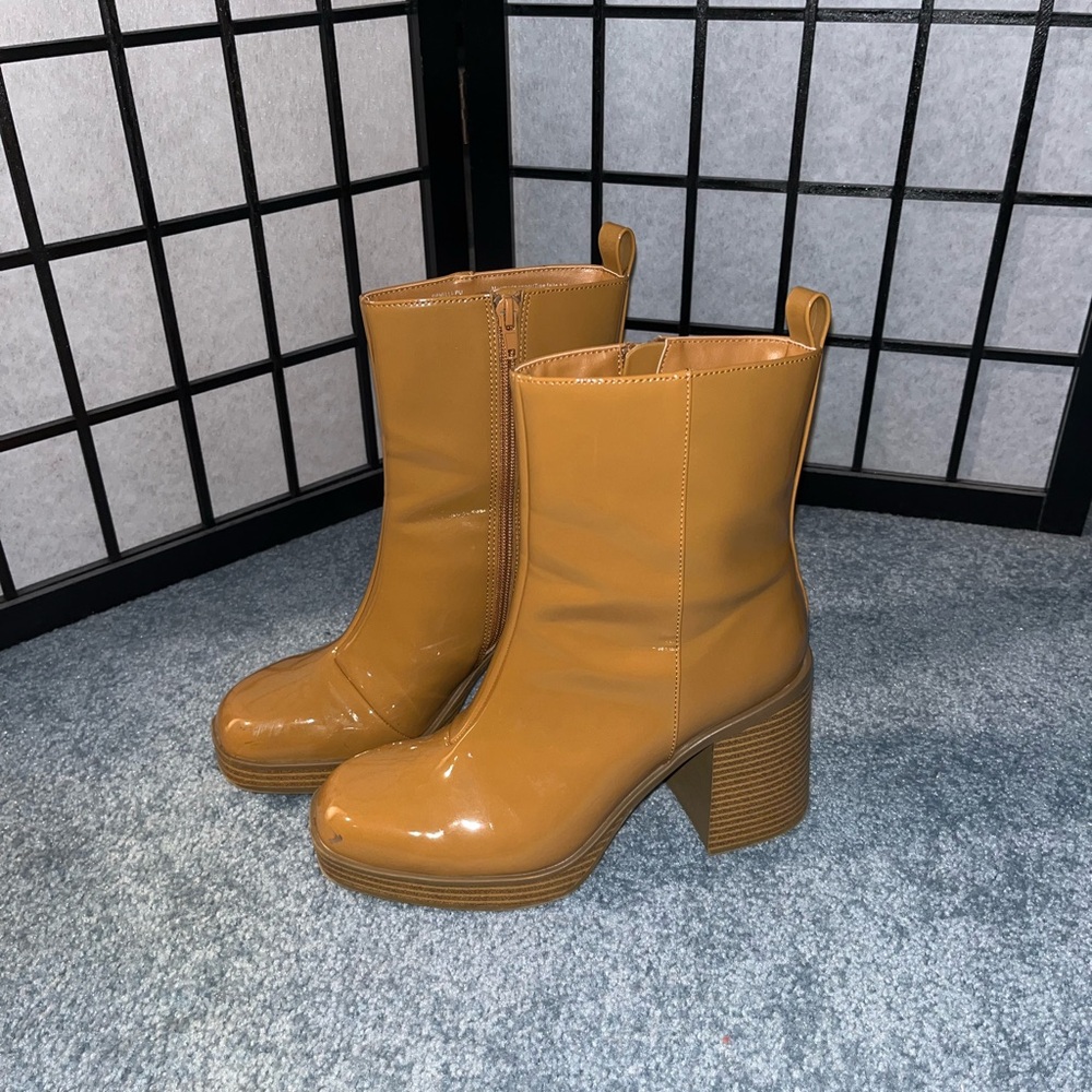 Stylish Tan Ankle Boots